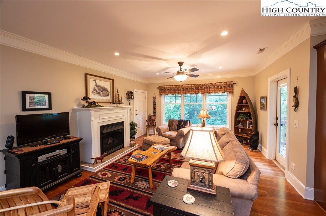 216 Dale Street, Unit 302 Boone, NC 28607 - Photo 13 of 40 Gallery Image 13