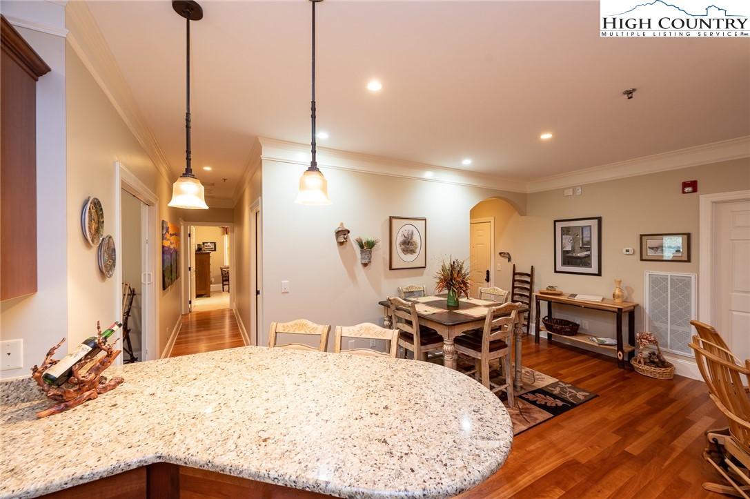 216 Dale Street, Unit 302 Boone, NC 28607 - Photo 20 of 40 Gallery Image 20
