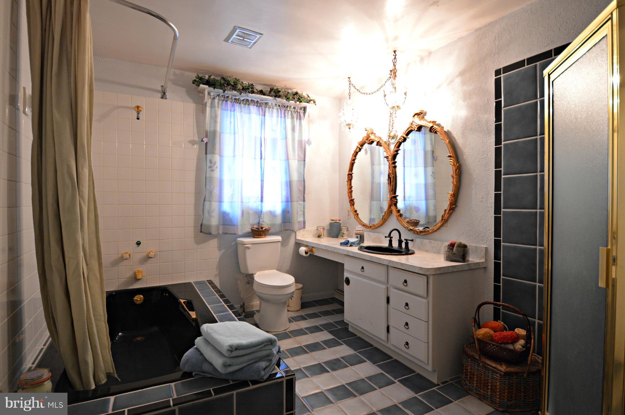 1249 Ridgewood Road York, PA 17406 - Photo 21 of 34 Gallery Image 21