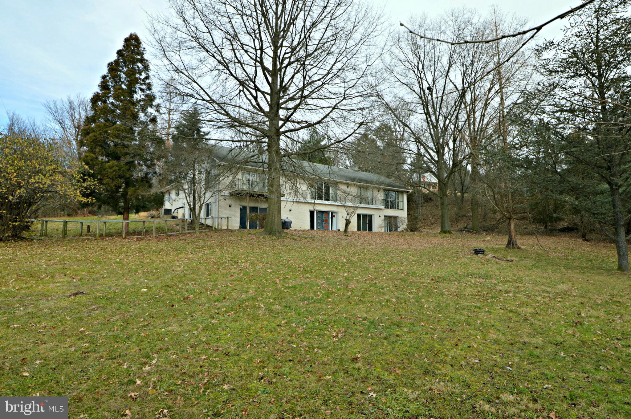 1249 Ridgewood Road York, PA 17406 - Photo 5 of 34 Gallery Image 5