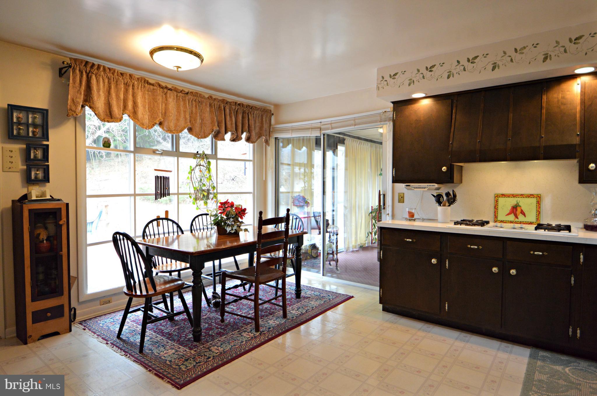 1249 Ridgewood Road York, PA 17406 - Photo 8 of 34 Gallery Image 8