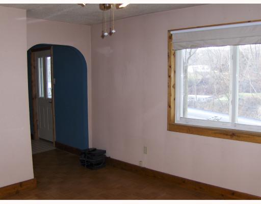 33 Coppola Road Cecil, PA 15321 - Photo 10 of 18 Living Room.