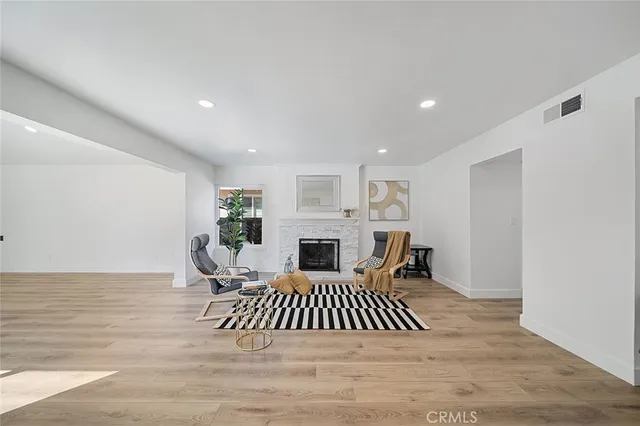 $1,928,800 | 14561 Linden Avenue, Irvine, CA 92606