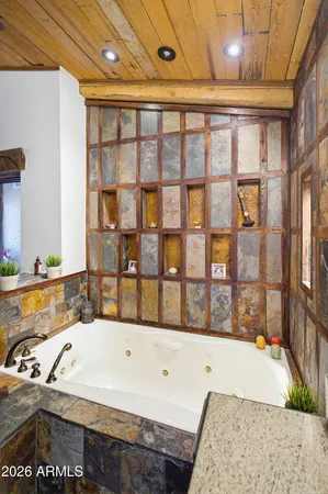 $1,375,000 | 4030 East Stanford Drive, Phoenix, AZ 85018