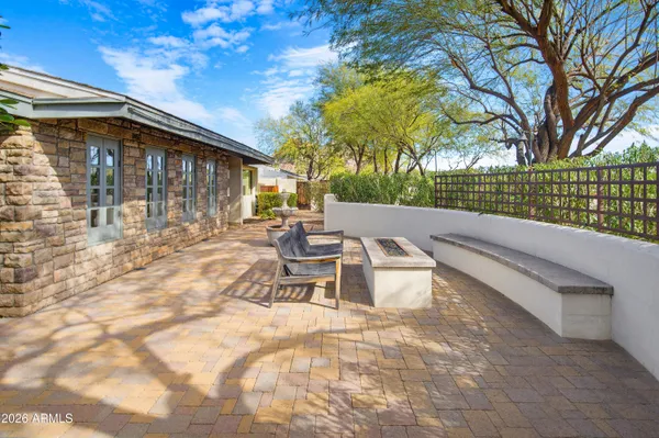 $1,375,000 | 4030 East Stanford Drive, Phoenix, AZ 85018