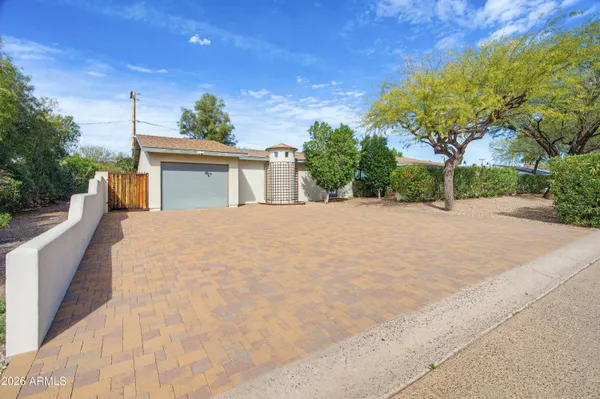 $1,375,000 | 4030 East Stanford Drive, Phoenix, AZ 85018