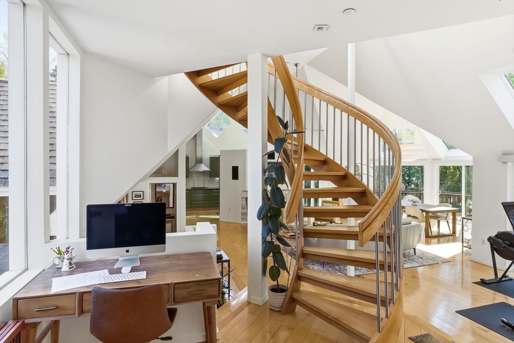 17 Wildflower Path, Unit 17 Hudson, MA 01749 - Photo 10 of 37