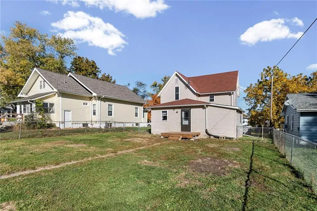 $165,000 | 117 West Prospect Street, Cameron, MO 64429