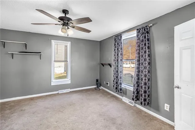 $165,000 | 117 West Prospect Street, Cameron, MO 64429