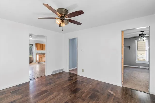 $165,000 | 117 West Prospect Street, Cameron, MO 64429