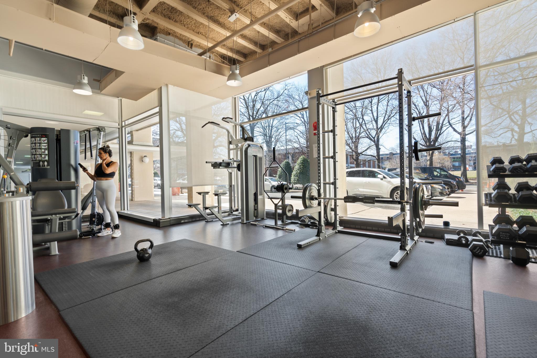 800 4th Street Southwest, Unit S421 Washington, DC 20024 - Photo 28 of 30 a view of a room with gym equipment