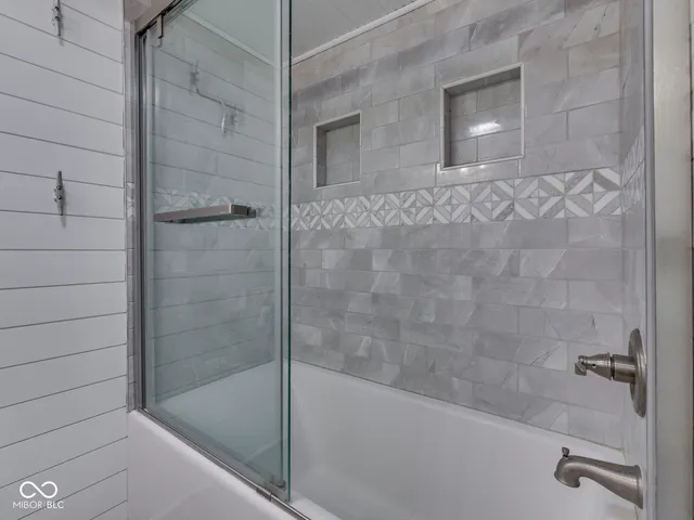 $729,900 | 6930 Eagle Drive, Nineveh, IN 46164