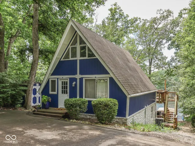 $729,900 | 6930 Eagle Drive, Nineveh, IN 46164