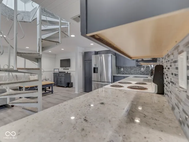 $729,900 | 6930 Eagle Drive, Nineveh, IN 46164