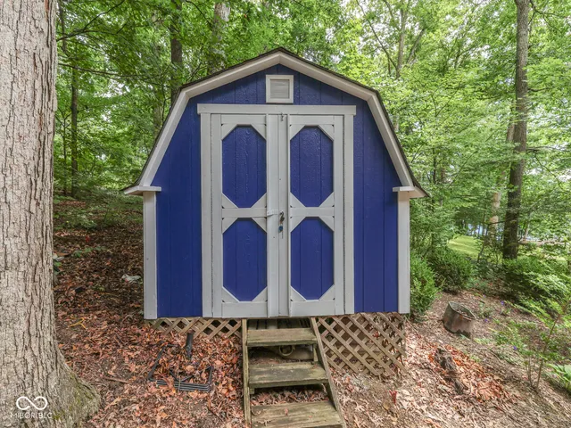 $729,900 | 6930 Eagle Drive, Nineveh, IN 46164