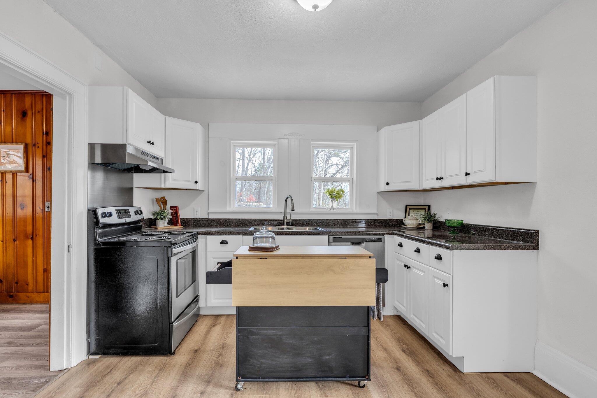 225 Longview Drive Rossville, GA 30741 - Photo 5 of 40 16-web-or-mls-225-longview-dr