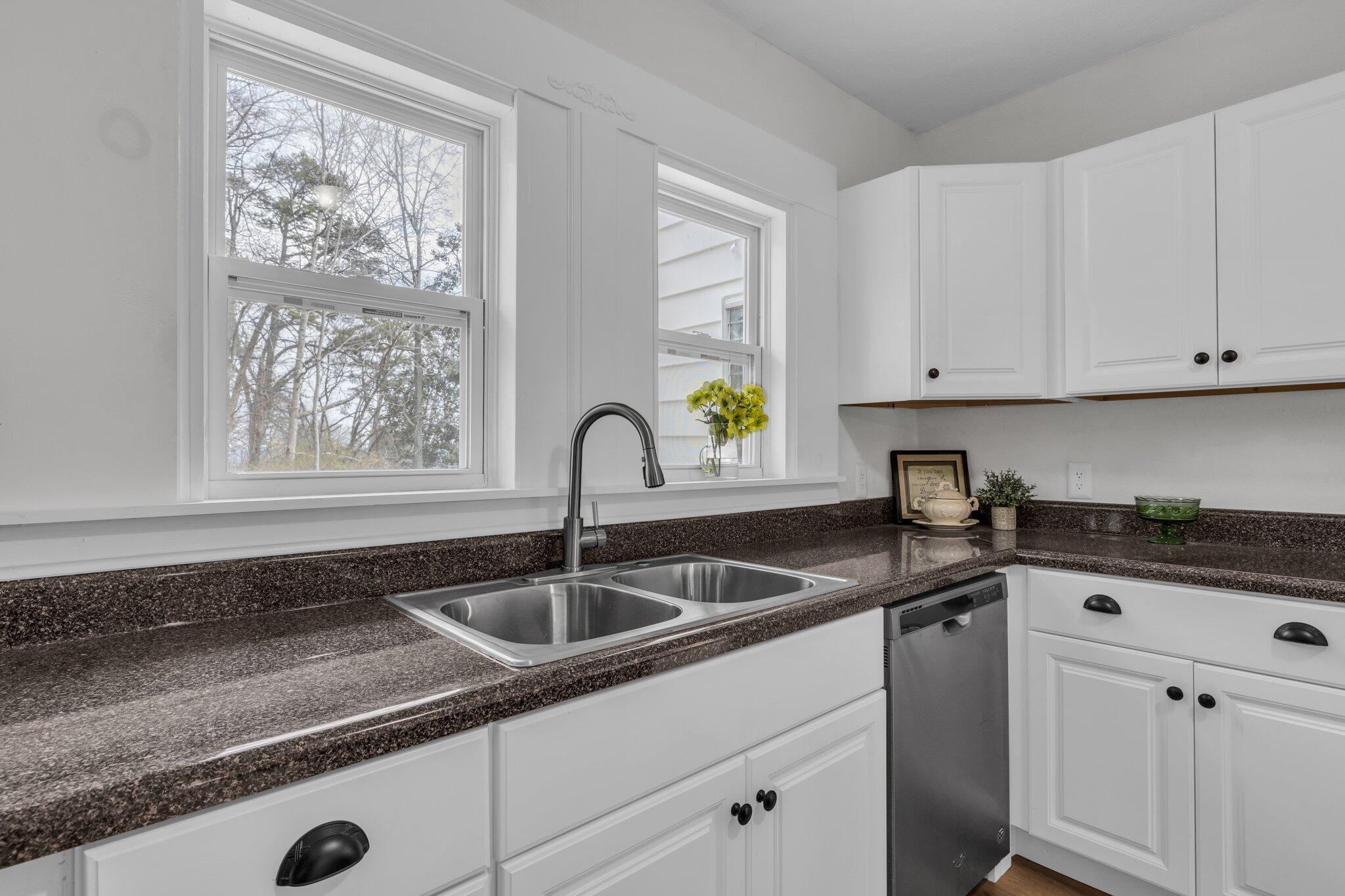 225 Longview Drive Rossville, GA 30741 - Photo 6 of 40 17-web-or-mls-225-longview-dr