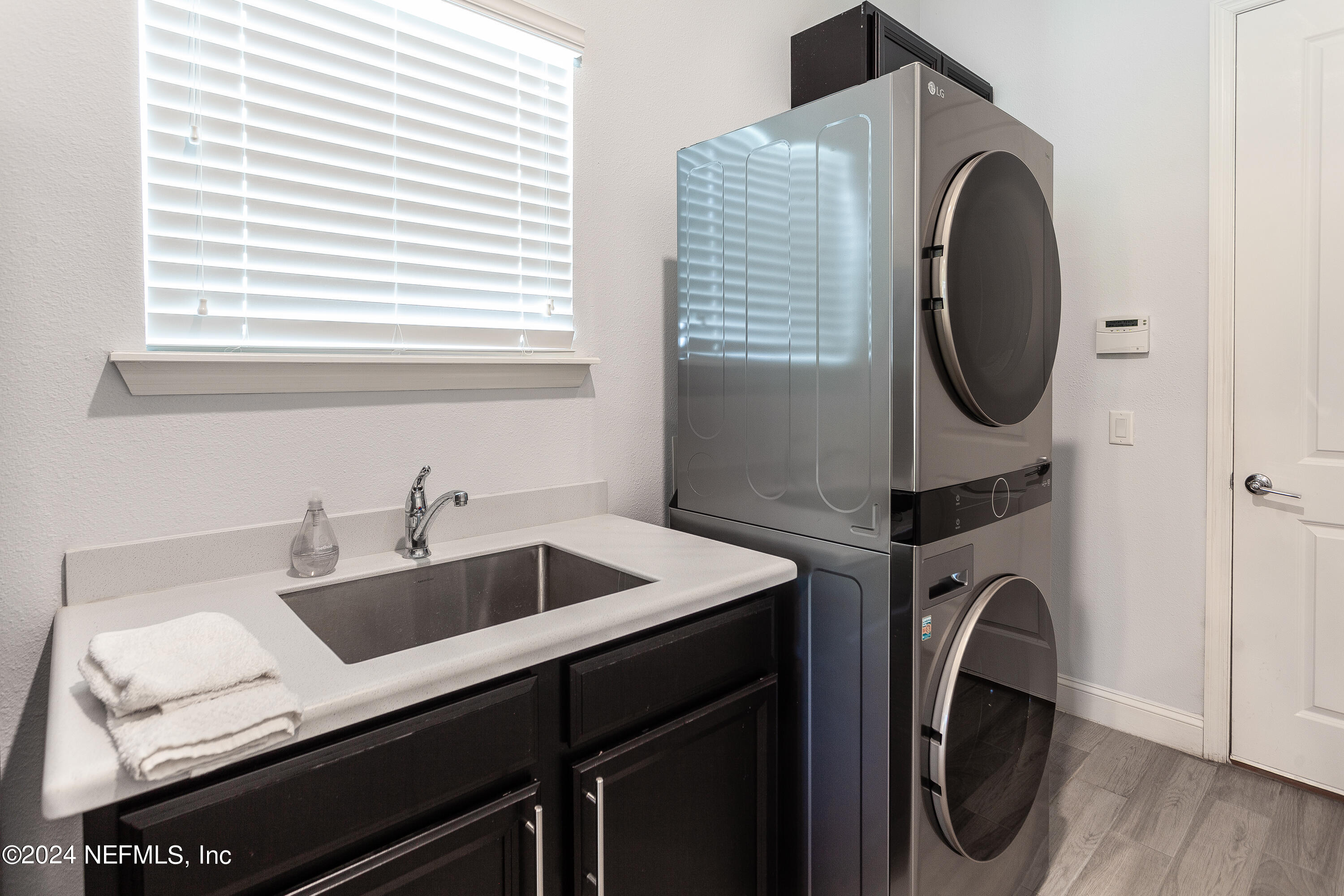 175 Caribbean Place St. Johns, FL 32259 - Photo 14 of 41 a utility room with dryer and washer