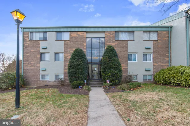 $239,900 | 350 Gatewater Court, Unit A, Glen Burnie, MD 21060