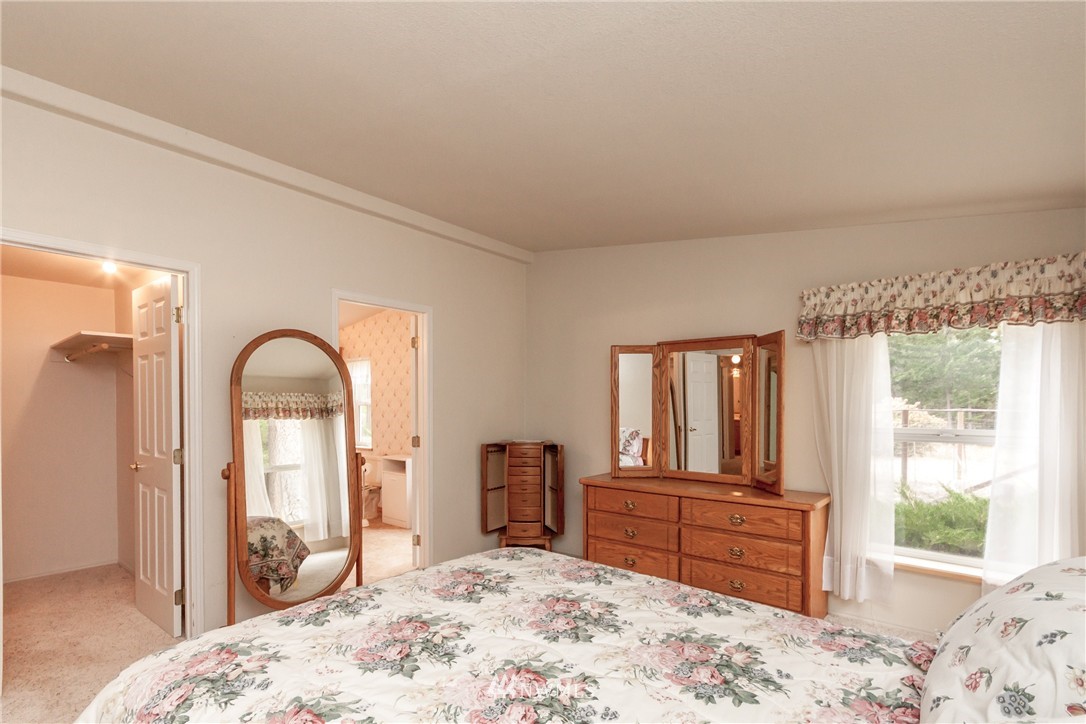 8601 Upper Peoh Point Road Cle Elum, WA 98922 - Photo 15 of 20 Gallery Image 15