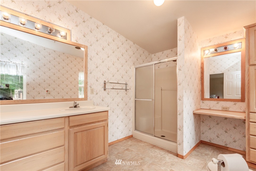 8601 Upper Peoh Point Road Cle Elum, WA 98922 - Photo 17 of 20 Gallery Image 17