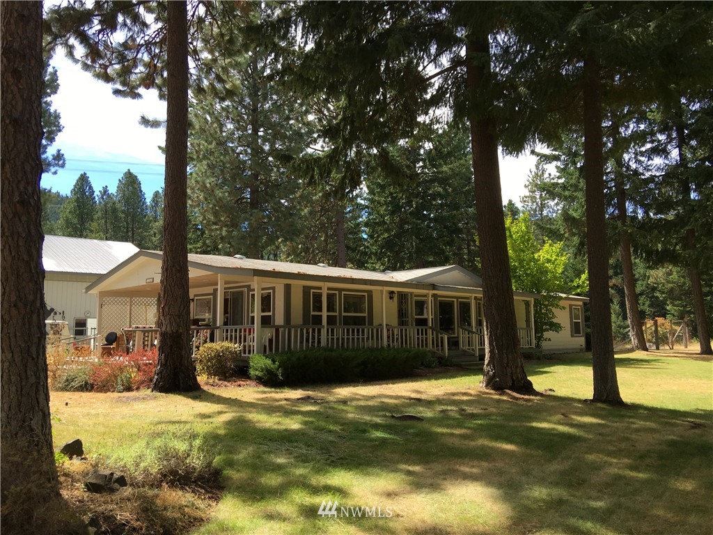 8601 Upper Peoh Point Road Cle Elum, WA 98922 - Photo 3 of 20 Gallery Image 3