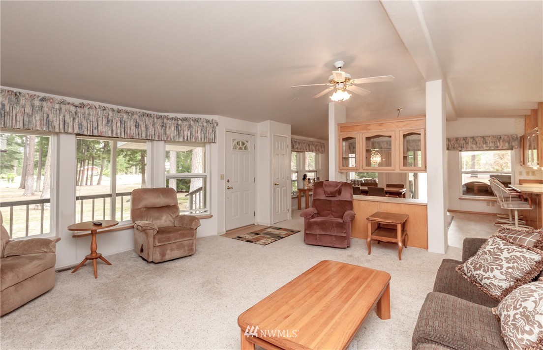8601 Upper Peoh Point Road Cle Elum, WA 98922 - Photo 6 of 20 Gallery Image 6