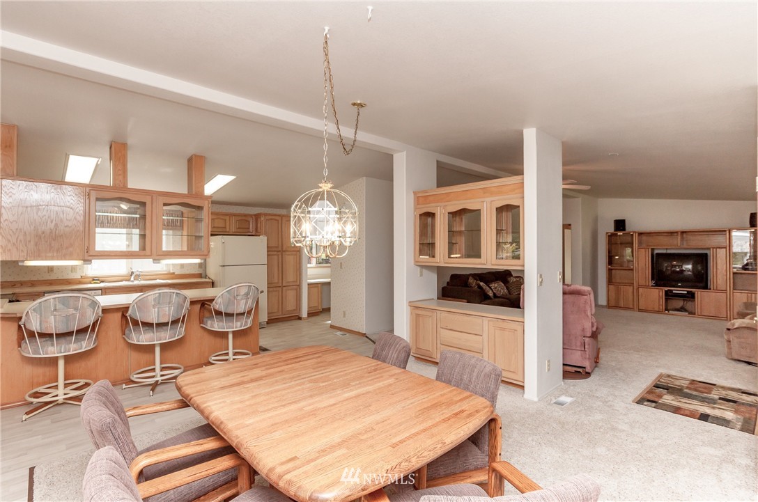 8601 Upper Peoh Point Road Cle Elum, WA 98922 - Photo 10 of 20 Gallery Image 10