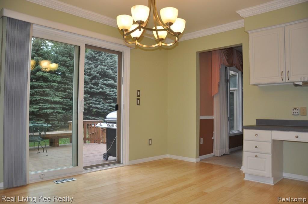 2192 Clinton View Circle Rochester, MI 48309 - Photo 16 of 35 DSC_0151.jpg