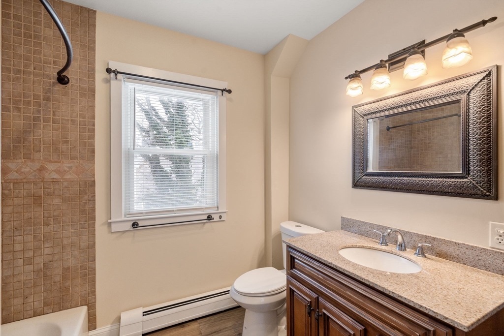 25-27 Lafayette Street, Unit 2 Fairhaven, MA 02719 - Photo 10 of 23