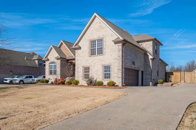 $795,000 | 1019 Berkshire Boulevard, Mount Juliet, TN 37122