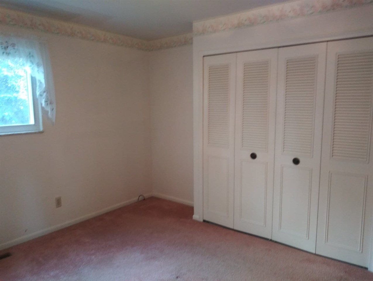 170 South Reed Road Corunna, MI 48817 - Photo 17 of 47 Master Bed Closet
