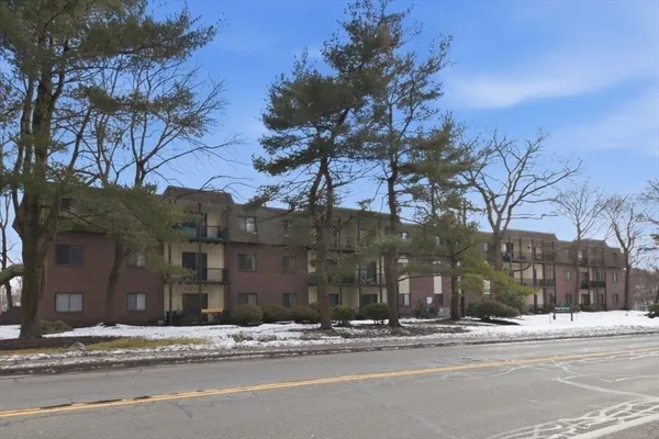 $310,000 | 232 Canton Street, Unit 308, Randolph, MA 02368