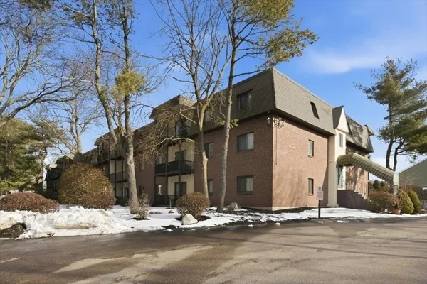 $310,000 | 232 Canton Street, Unit 308, Randolph, MA 02368