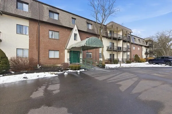 $310,000 | 232 Canton Street, Unit 308, Randolph, MA 02368
