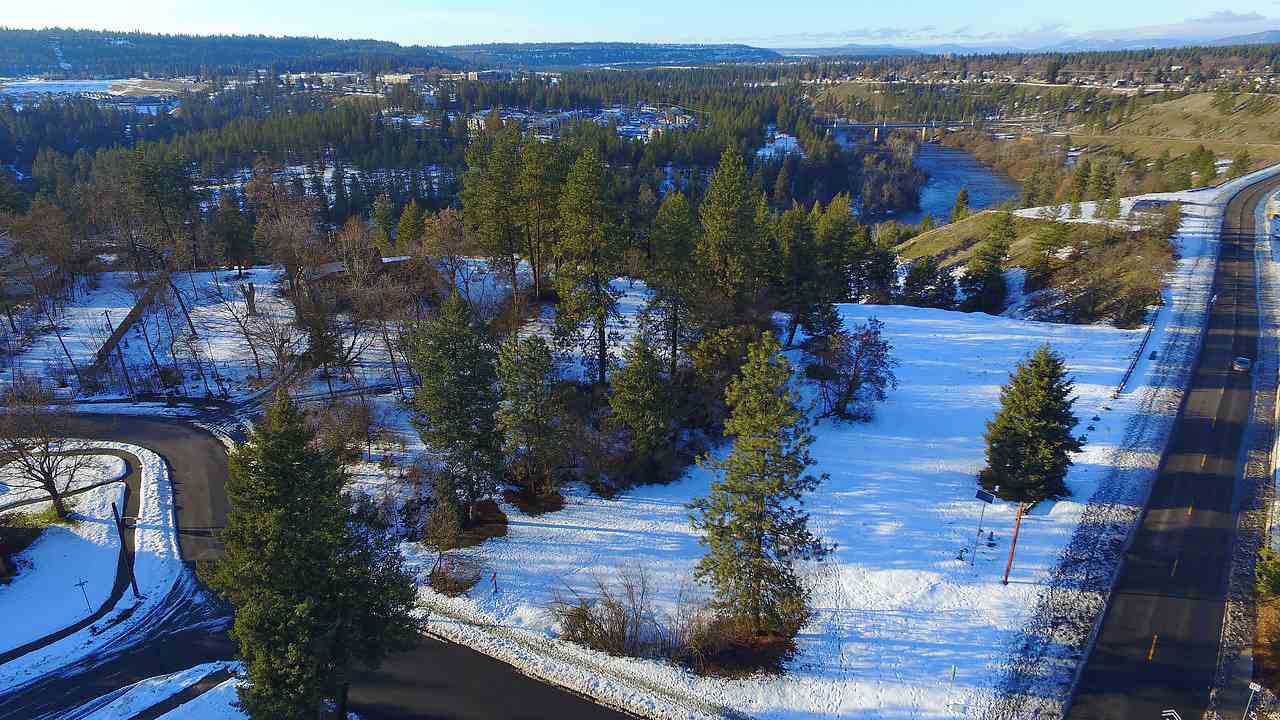 1743 North W Point Road Spokane, WA 99201 - Photo 3 of 17 Gallery Image 3