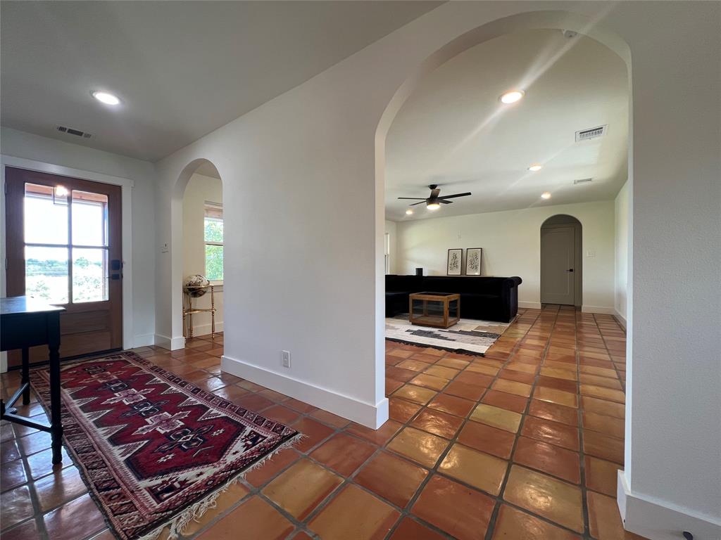 5105 Circle Ridge Drive West Fort Worth, TX 76114 - Photo 2 of 32 a view of a living room and a rug