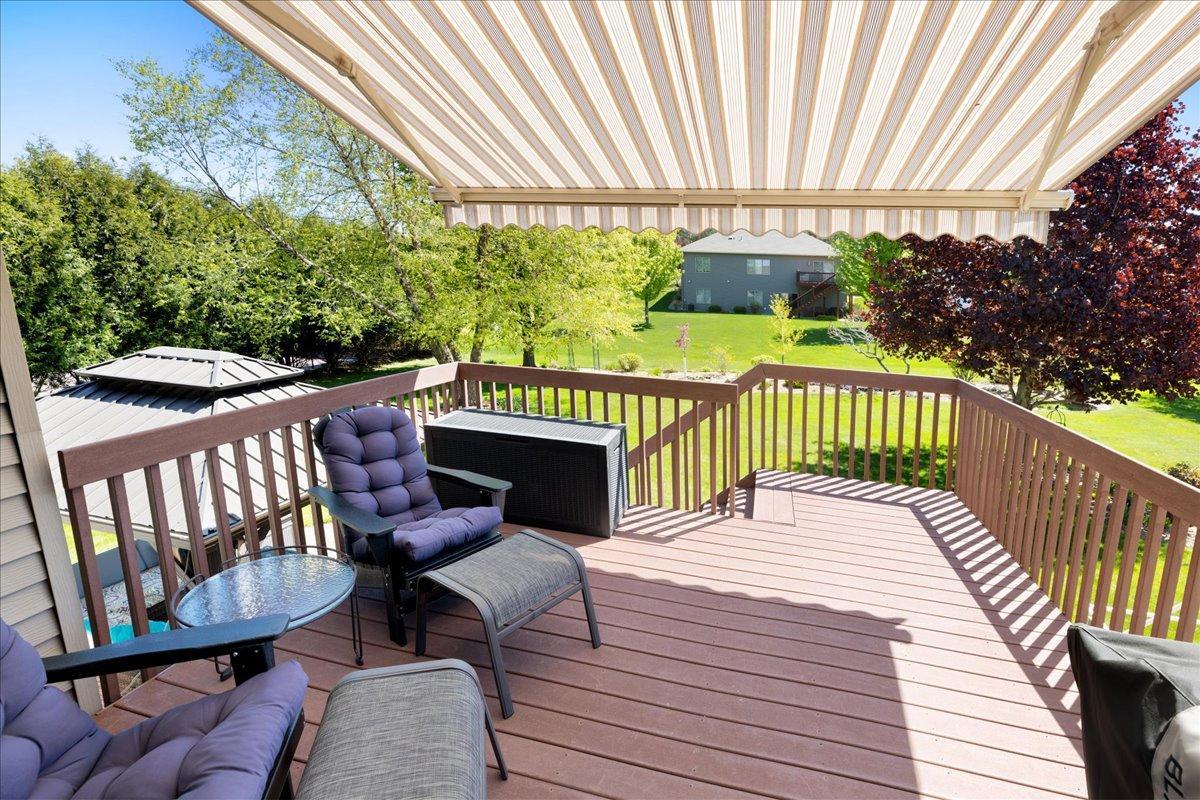 5236 Southern Ridge Lane Southwest Rochester, MN 55902 - Photo 27 of 44