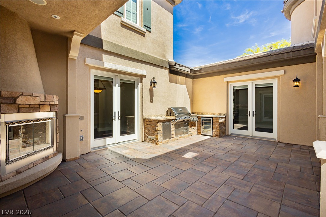 2155 Alcova Ridge Drive Las Vegas, NV 89135 - Photo 33 of 43 Courtyard