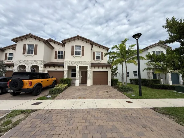 $4,000 | 12856 Northwest 22nd Place, Unit 12856, Miami, FL 33167