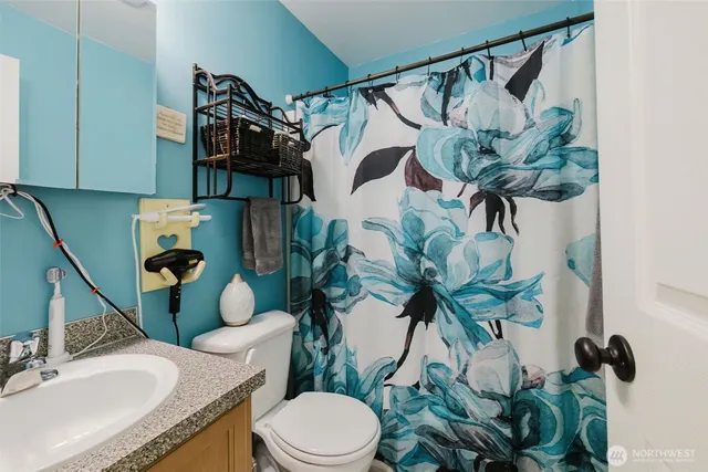 $510,000 | 387 Northeast Max William Loop, Poulsbo, WA 98370