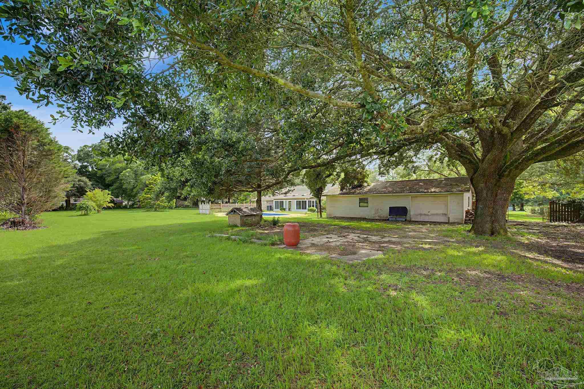2340 Tobie Dean Road Cantonment, FL 32533 - Photo 10 of 51