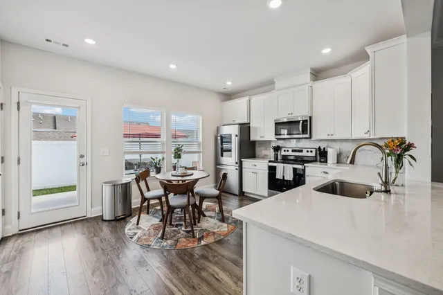 $359,999 | 856 Westcott Lane, Antioch, TN 37013