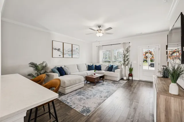 $359,999 | 856 Westcott Lane, Antioch, TN 37013