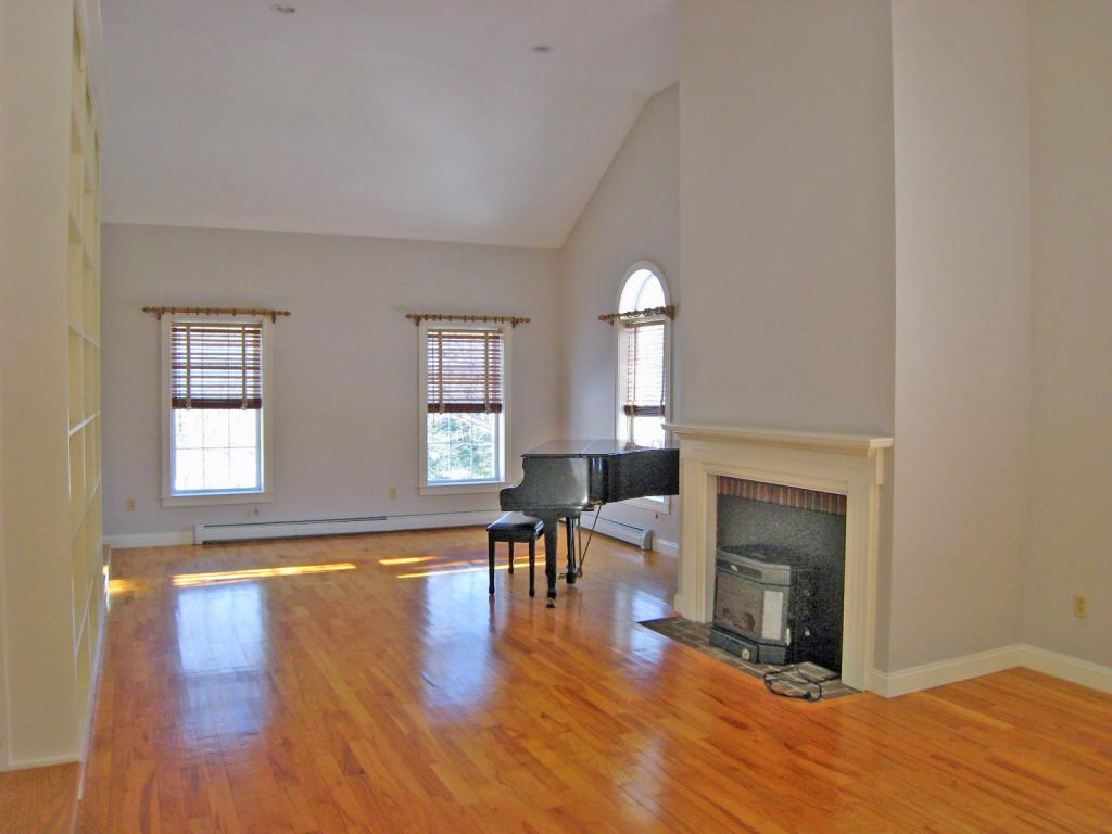 10 Hemlock Ridge Lane York, ME 03909 - Photo 8 of 33 Gallery Image 8