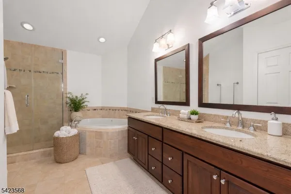 $5,200 | 123 Turlington Court, Livingston, NJ 07039