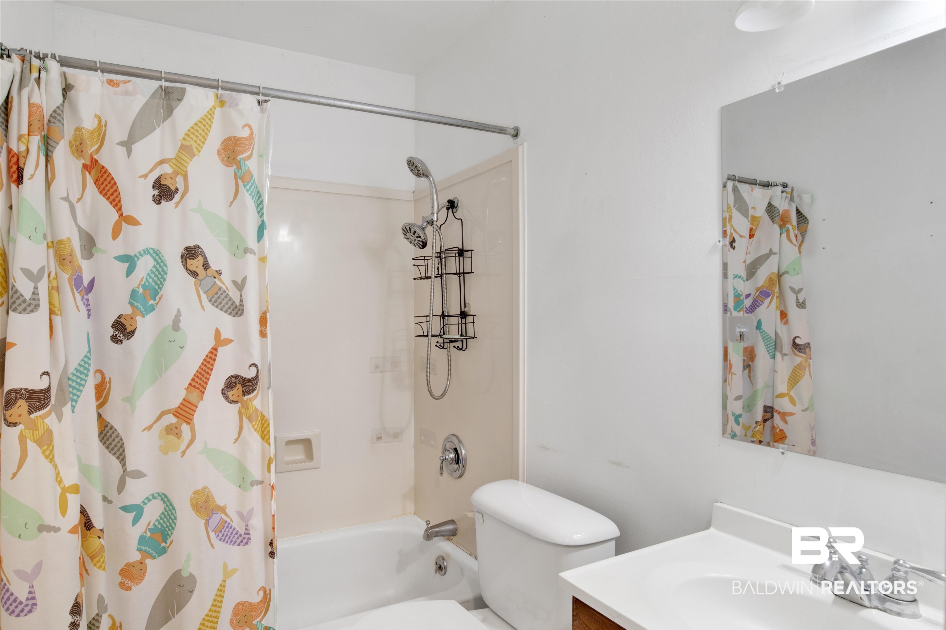 2 Lee Circle Daphne, AL 36527 - Photo 11 of 21 Full bathroom with shower / bath combo with shower curtain, vanity, and toilet