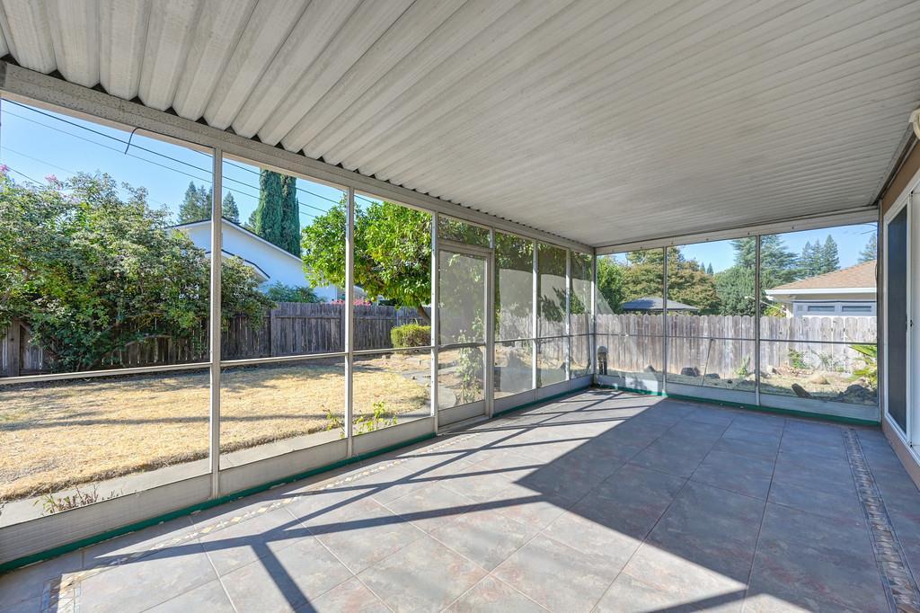 1056 Entrada Road Sacramento, CA 95864 - Photo 44 of 57