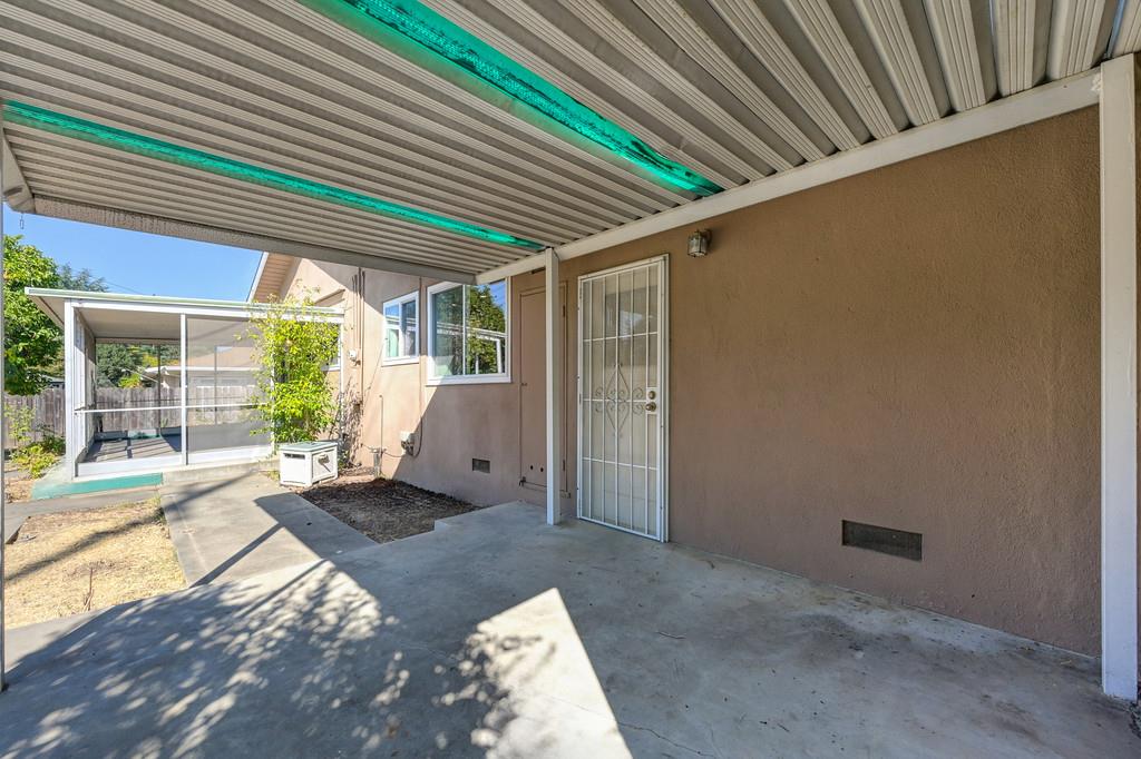 1056 Entrada Road Sacramento, CA 95864 - Photo 52 of 57 a view of a backyard with a patio