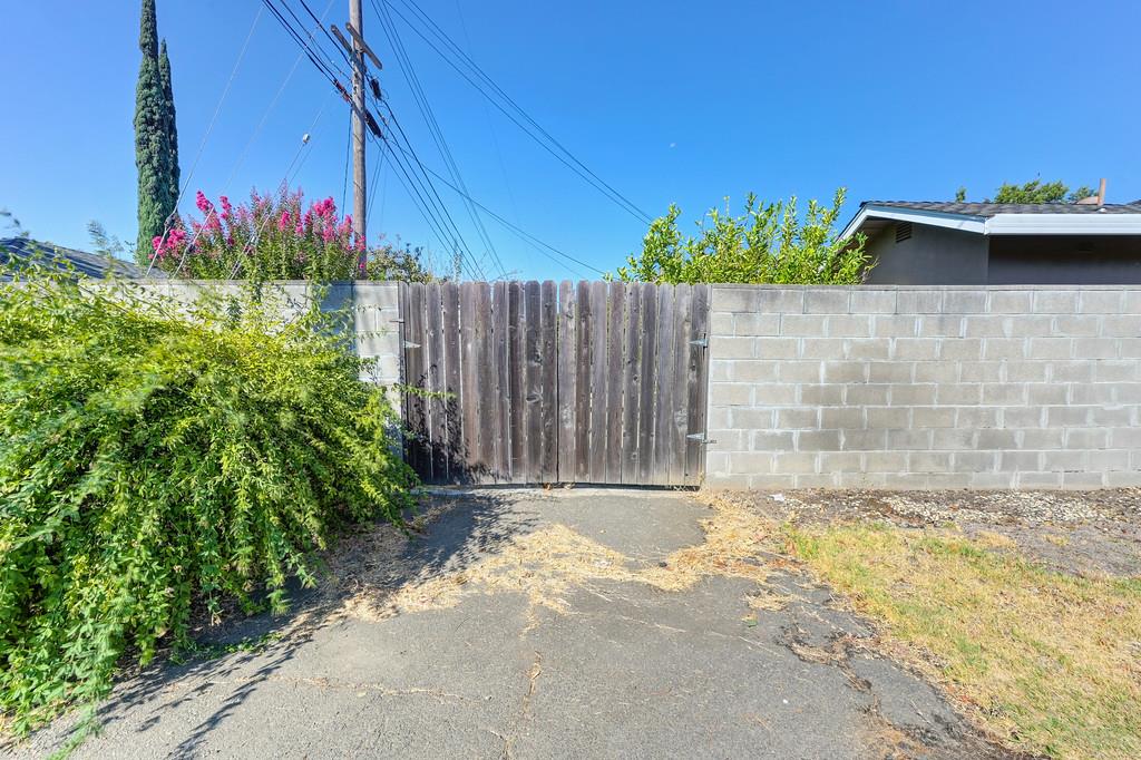 1056 Entrada Road Sacramento, CA 95864 - Photo 56 of 57